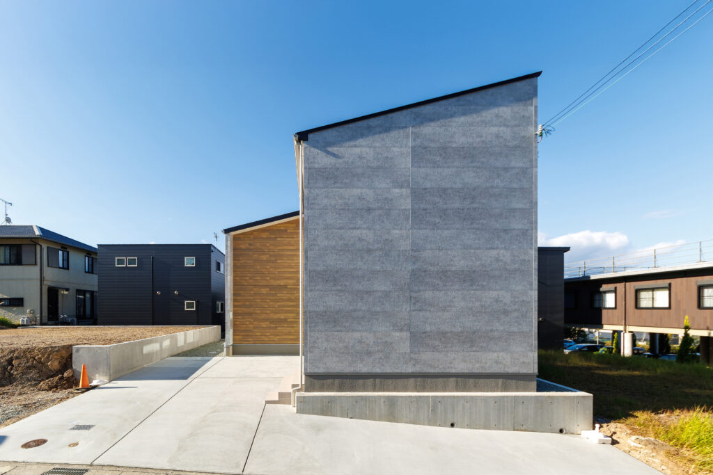 「平屋のように暮らせる」1.5階建ての家